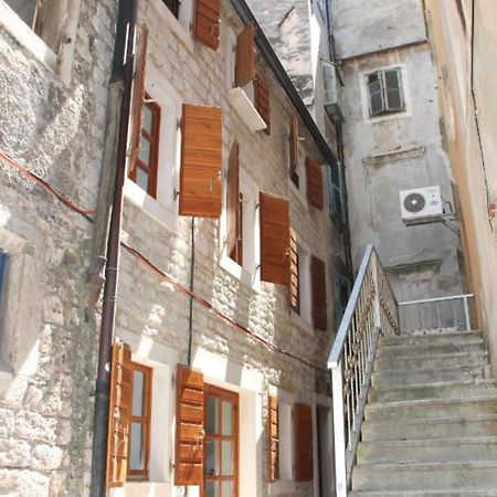 Sunny Rooms And Suites Šibenik Exteriör bild