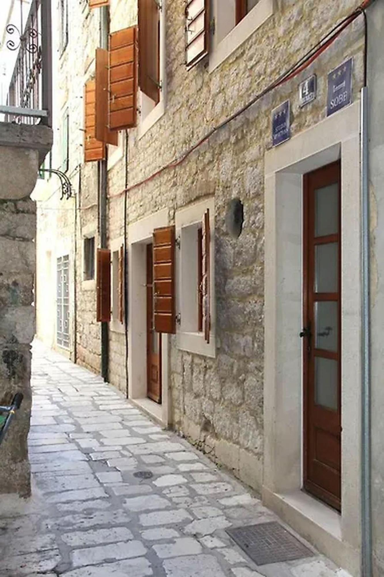 Sunny Rooms And Suites Šibenik Exteriör bild
